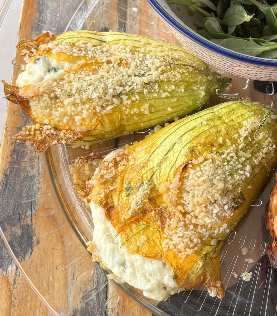 Fleurs de courgettes farcies au fromage frais